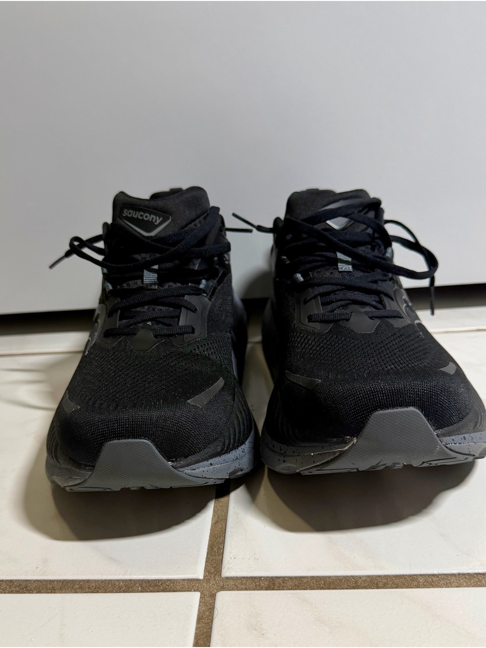 Saucony Men’s Black Athletic Running Shoes with Gray Accents